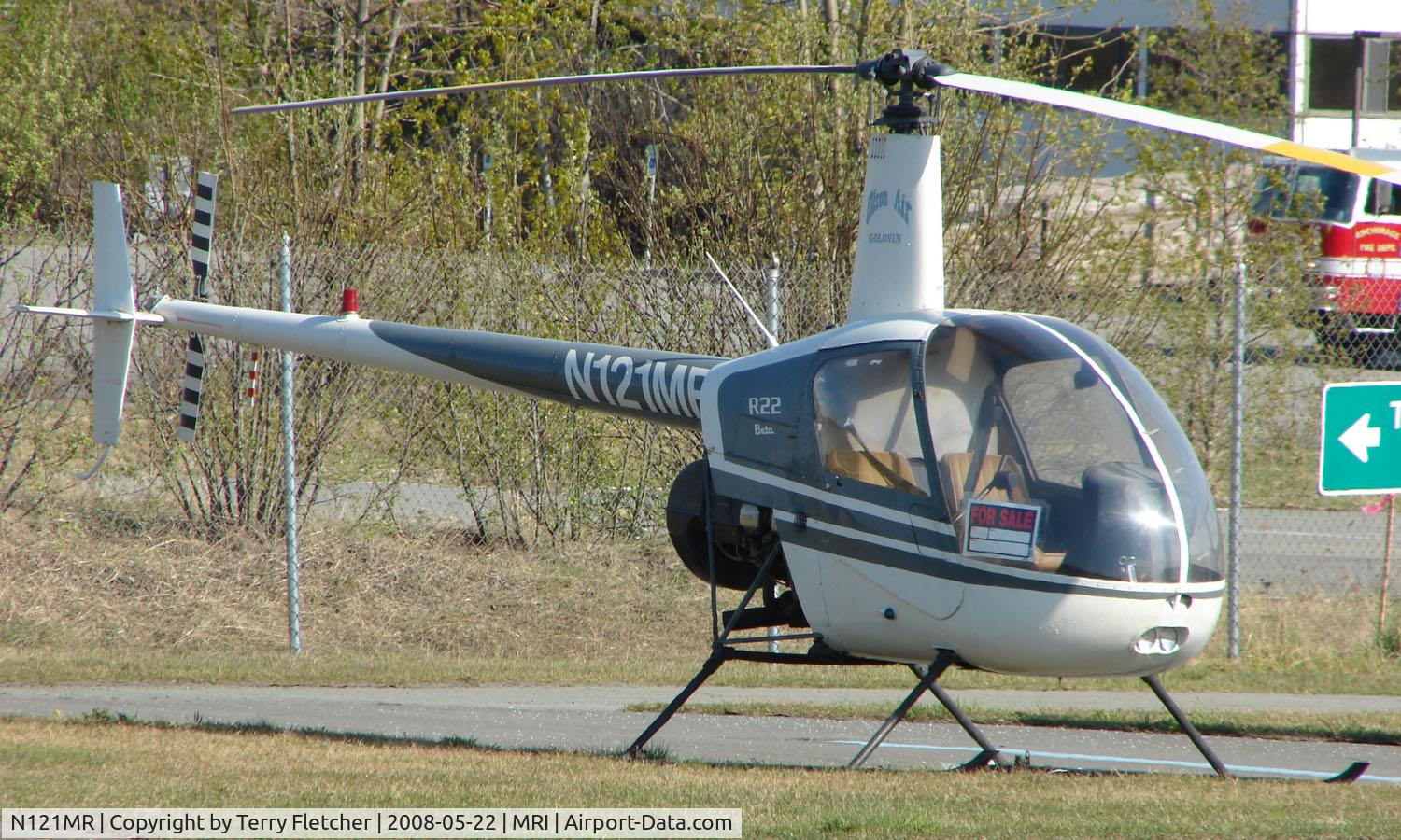 N121MR, 1985 Robinson R22 Alpha C/N 0496, Robinson R22 at Merrill Field