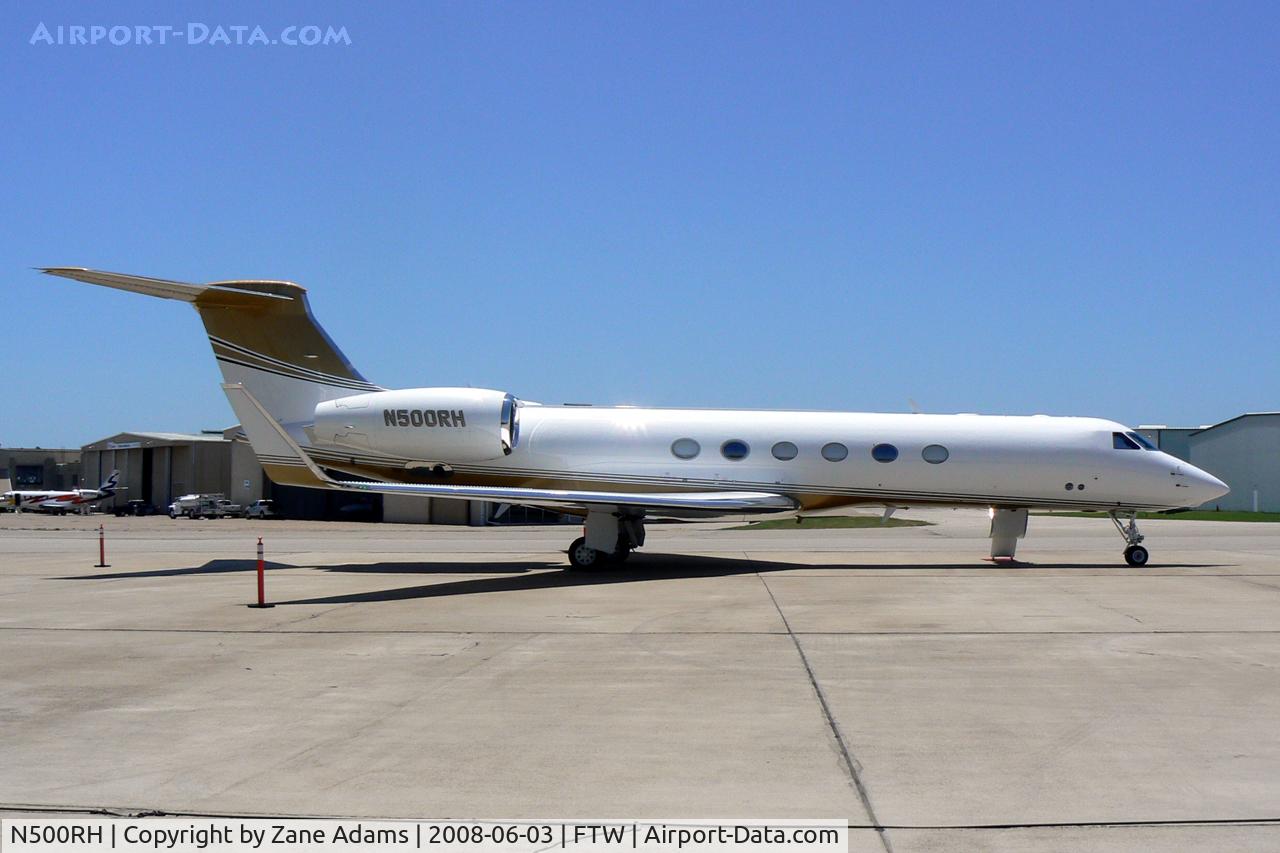 N500RH, Gulfstream Aerospace G-V C/N 558, At Meacham Field