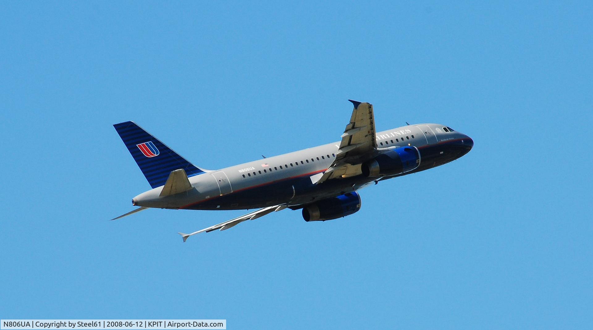 N806UA, 1998 Airbus A319-131 C/N 788, Departing 10L