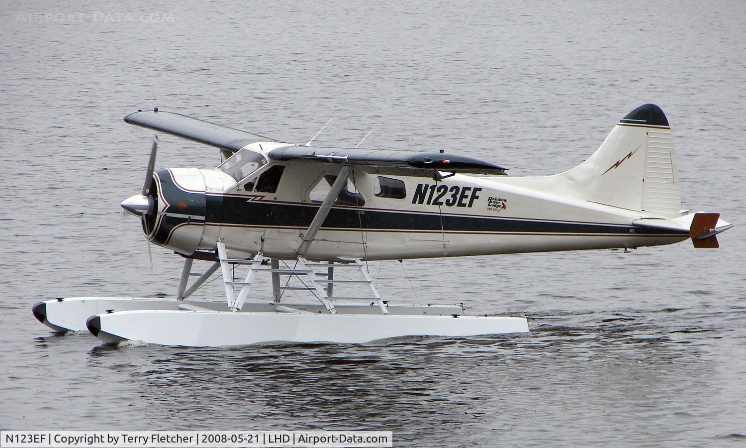 N123EF, 1954 De Havilland Canada DHC-2 Beaver Mk.1 (L20A) C/N 735, 1954 DHC2 Beaver about to depart  Lake Hood