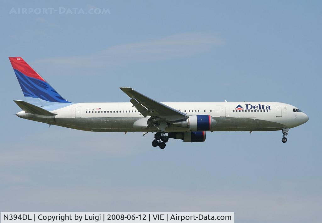N394DL, 1995 Boeing 767-324/ER C/N 27394, Delta Airlines 767-300