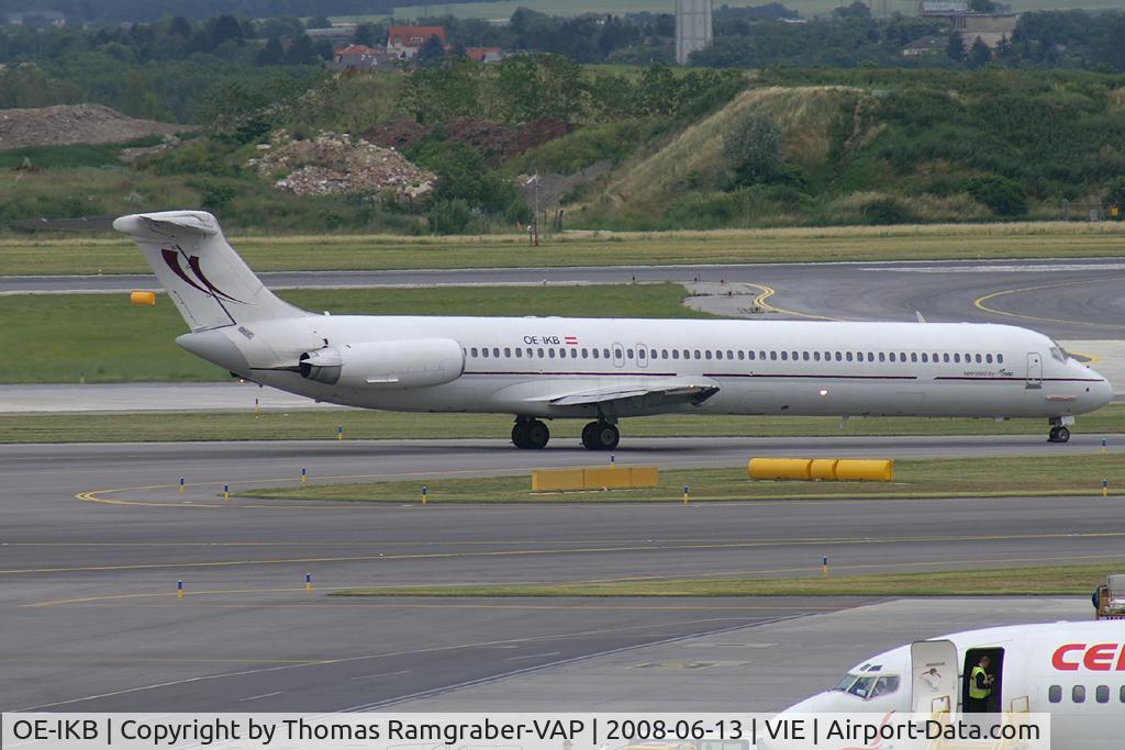OE-IKB, 1986 McDonnell Douglas MD-83 (DC-9-83) C/N 49448, Map Jets MDD MD80