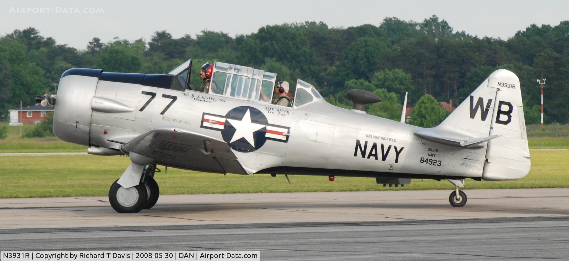 N3931R, North American AT-6B Texan C/N 84-923, North American AT-6 in Danville Va.