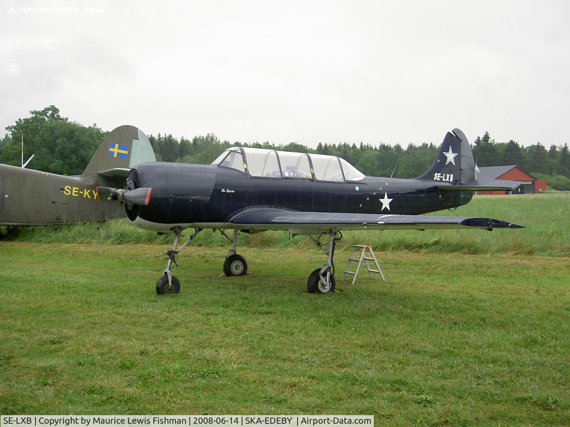 SE-LXB, Yakovlev Yak-52 C/N 833205, Yakolev YAK-52