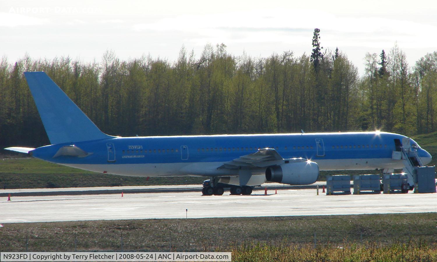 N923FD, 1992 Boeing 757-204 C/N 26266, Federal Express B757 (ex G-BYAF msn 26266) at Anchorage Int