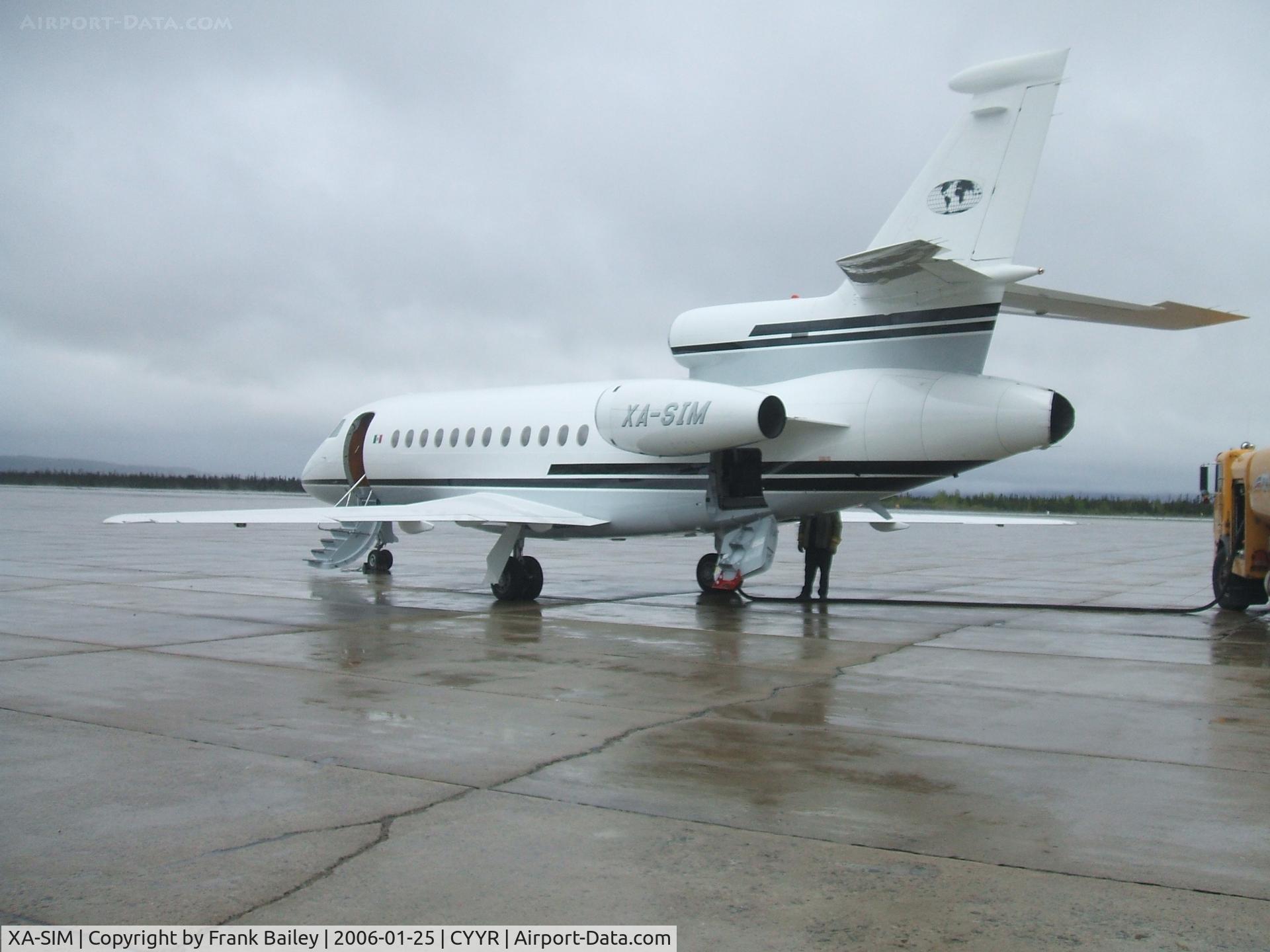 XA-SIM, 1992 Dassault Falcon 900 C/N 114, Parked At Irving F B O . Goose Airport NL