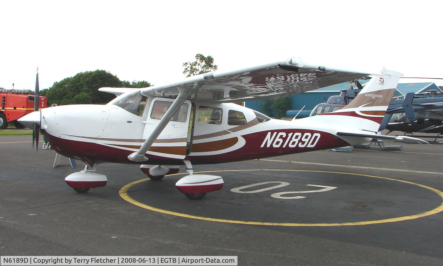 N6189D, 1957 Piper PA-18-150 Super Cub C/N 18-5482, Cessna T206H msn T20608822 on static display at Aero expo 2008