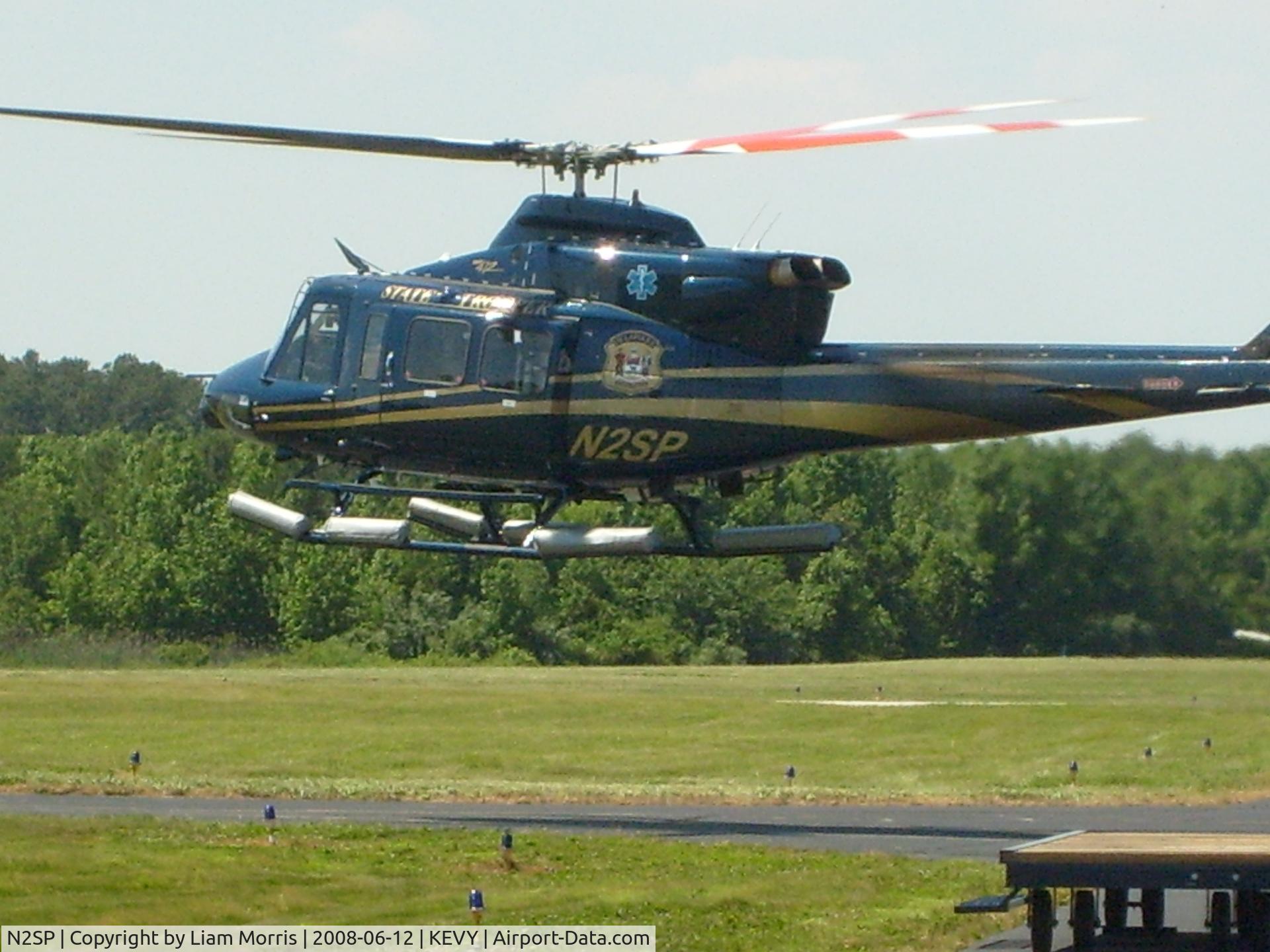 N2SP, 2006 Bell 412EP C/N 36425, N2SP Hovertaxiing