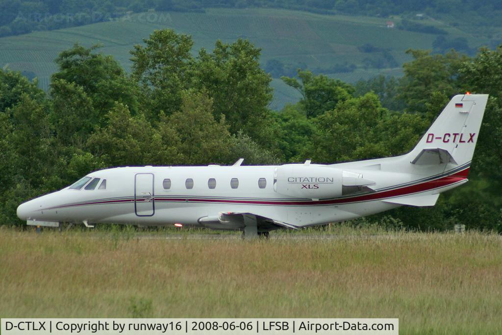 D-CTLX, 2005 Cessna 560XL Citation XLS C/N 560-5569, taxi on bravo