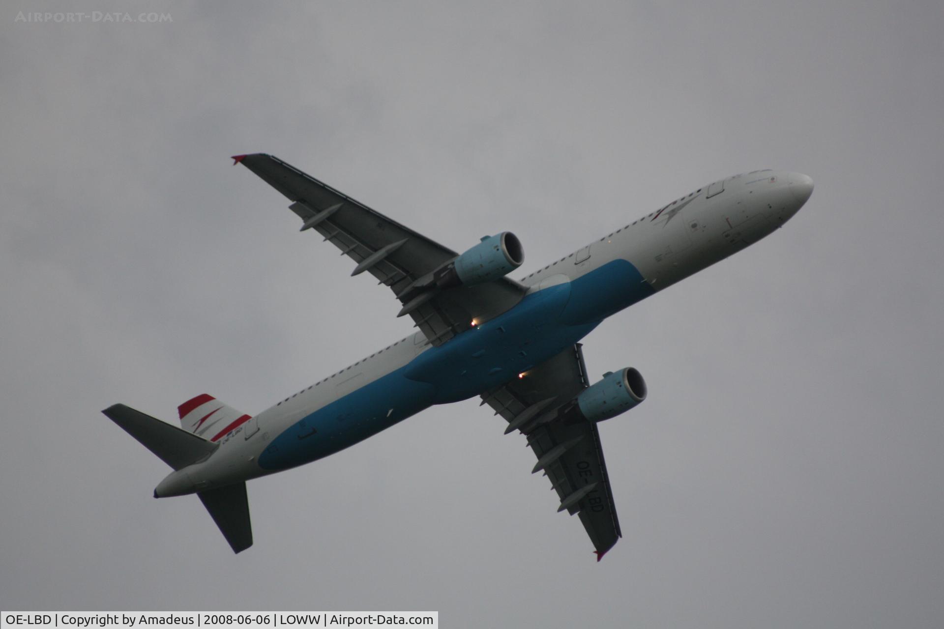 OE-LBD, 1998 Airbus A321-211 C/N 920, Takeoff RWY29