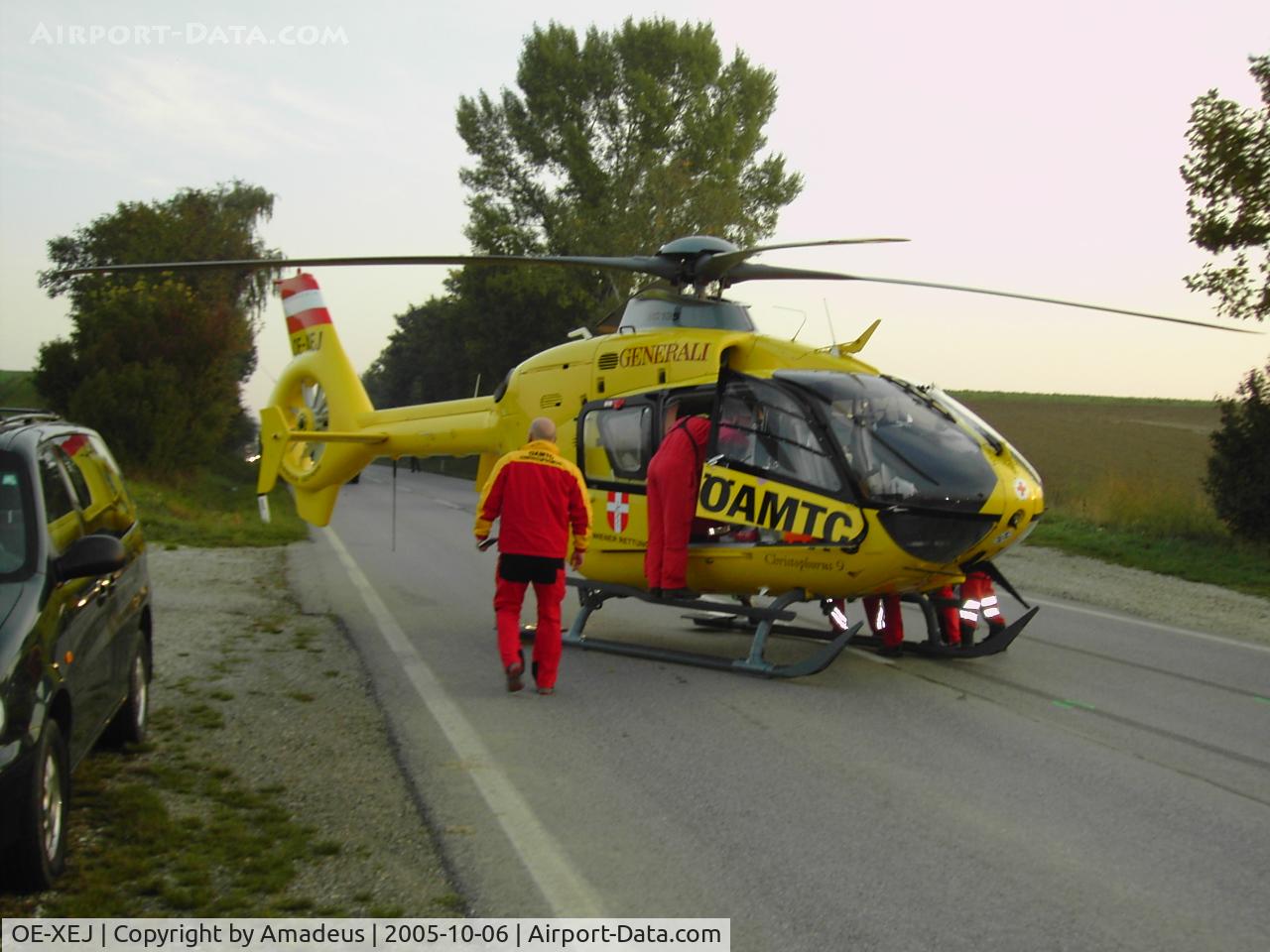 OE-XEJ, 2001 Eurocopter EC-135T-2 C/N 0181, Rescue mission after car accident