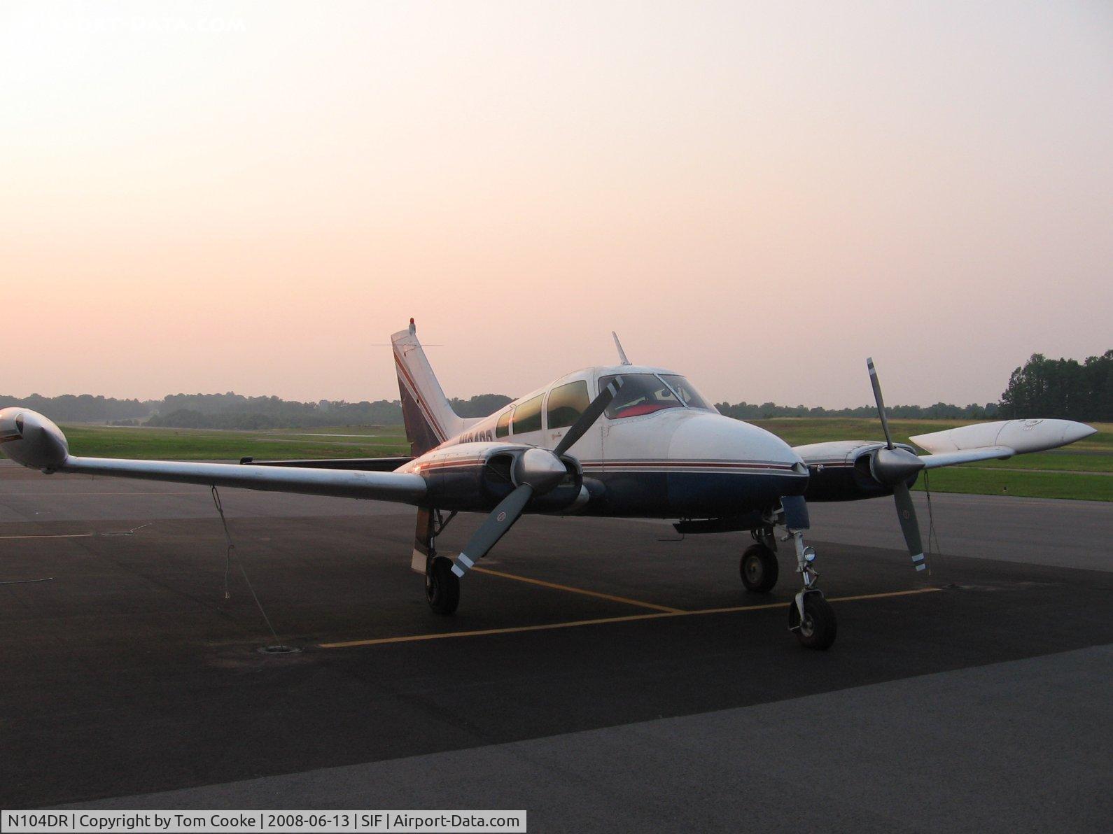 N104DR, 1962 Cessna 310H C/N 310H0021, sunset on 310