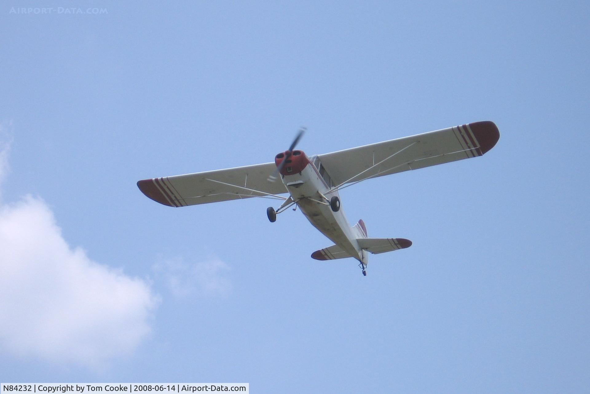 N84232, 1946 Aeronca 7AC Champion C/N 7AC-2924, Champ departing