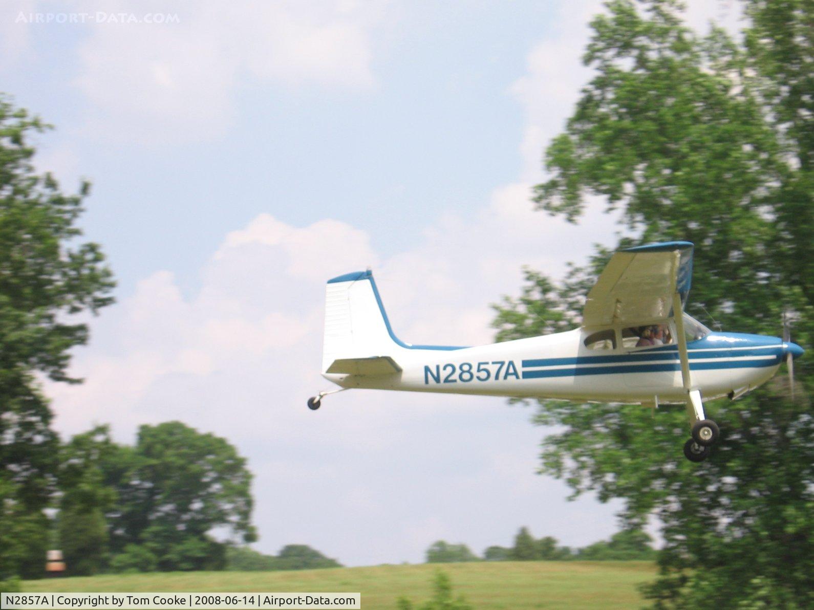 N2857A, 1953 Cessna 180 C/N 30057, Cessna 180 departing