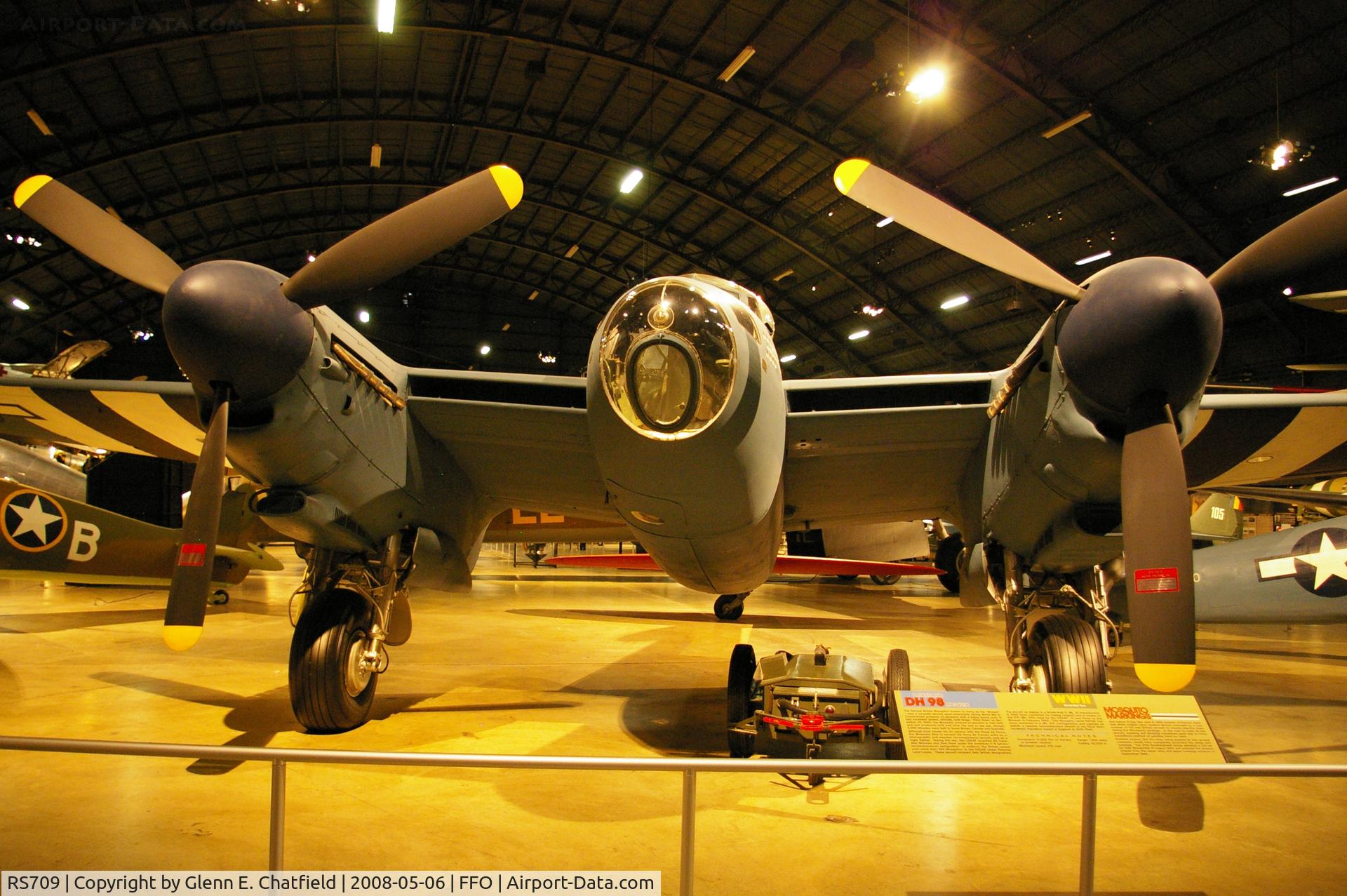 RS709, 1946 De Havilland DH-98 Mosquito B Mk.35 C/N Not found, Displayed at the National Museum of the U.S. Air Force