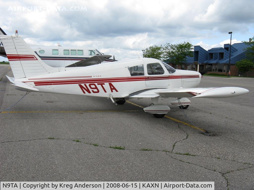 N9TA, 1973 Piper PA-28-140 C/N 28-7325541, A nice Cherokee from OMA..