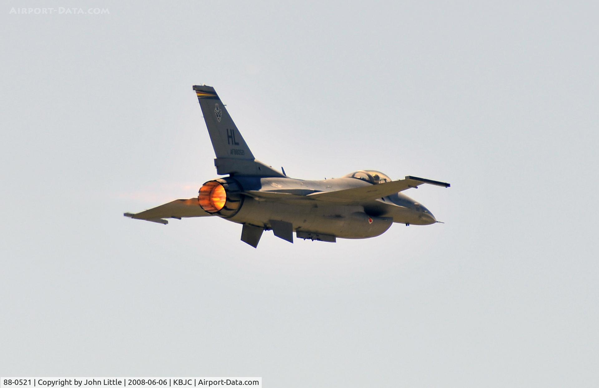 88-0521, 1988 General Dynamics F-16CG Night Falcon C/N 1C-123, F-16 All lit up, and the sky is yours