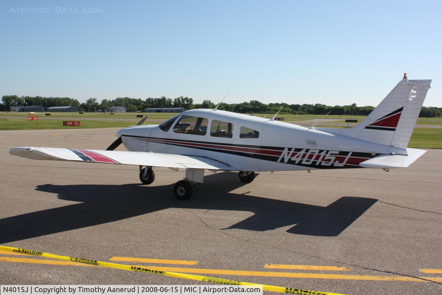 N4015J, 1966 Piper PA-28-181 Archer C/N 28-8090034, Crystal Airport Open House 2008, airplane rides duty
