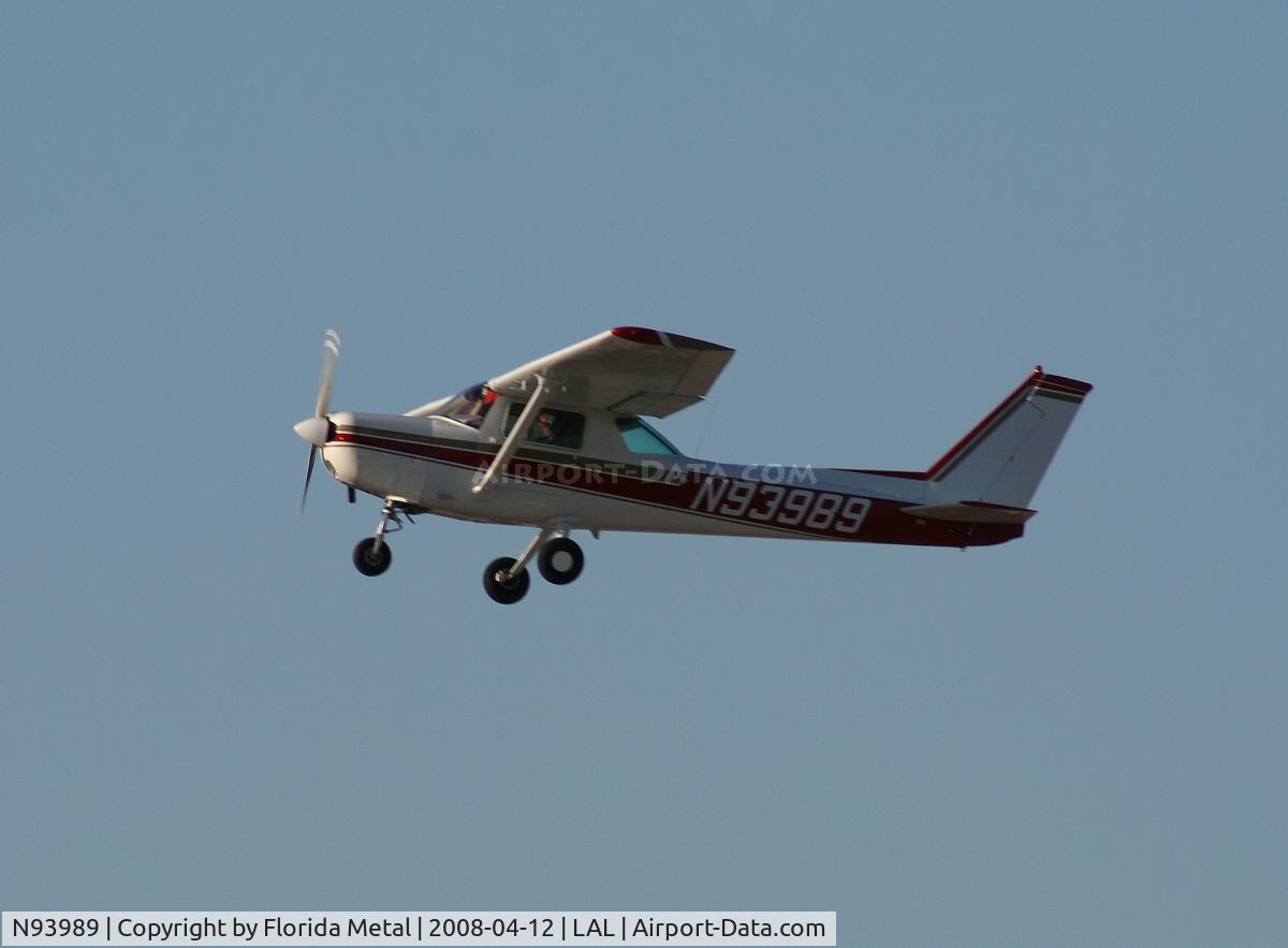 N93989, 1982 Cessna 152 C/N 15285580, Cessna 152