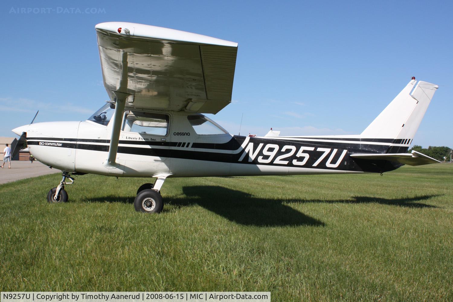 N9257U, 1976 Cessna 150M C/N 15078207, 1976 Cessna 150M, c/n 15078207, Crystal Airport Open House 2008 visitor