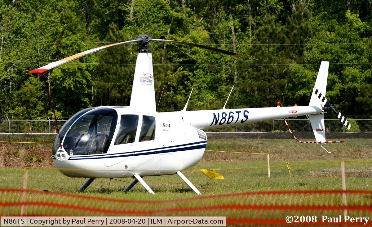 N86TS, 2000 Robinson R44 C/N 0797, Ready to ride