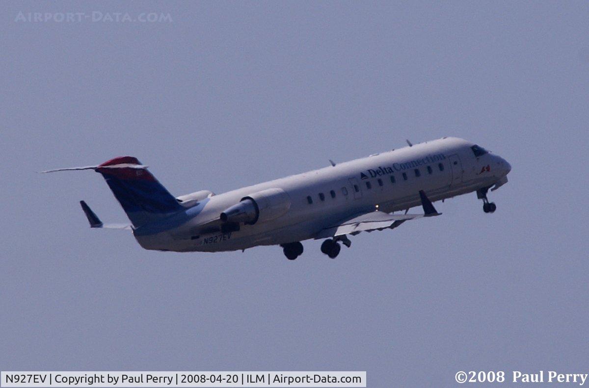 N927EV, 2003 Bombardier CRJ-200ER (CL-600-2B19 C/N 7844, Delta getting up to business