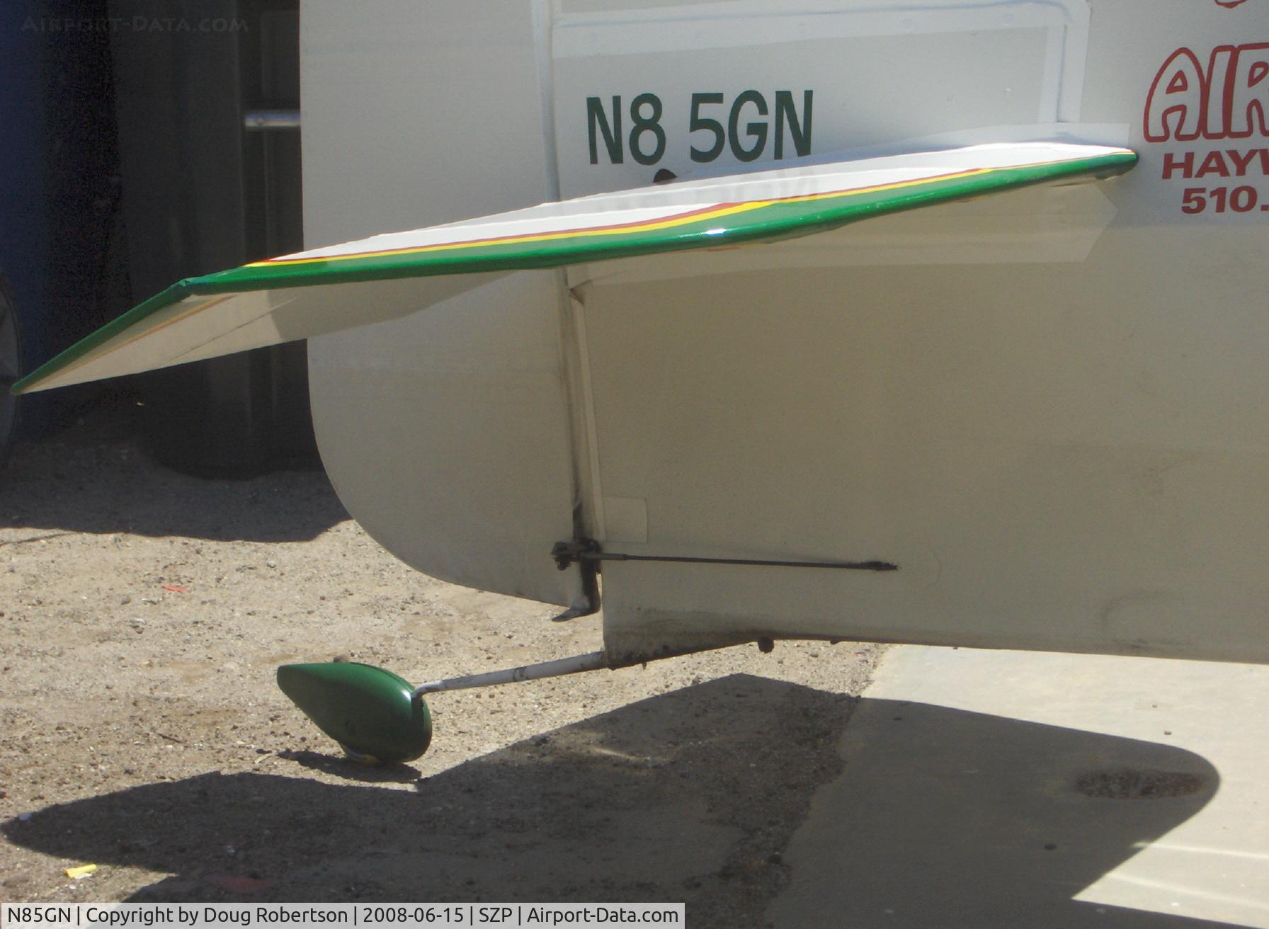 N85GN, 1986 Cassutt IIIM C/N 1, 1986 Norman CASSUTT IIIM Formula 1 racer, Continental O-200, tail wheel fairing (every little bit counts)