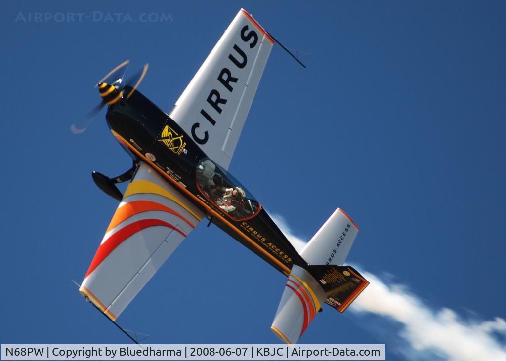 N68PW, Extra EA-300S C/N 030, Patty Wagstaff flying at Open House