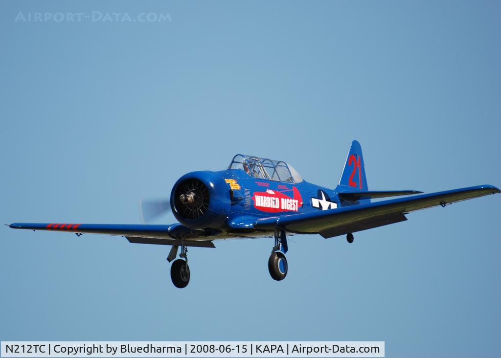 N212TC, 1944 North American SNJ-5 Texan Texan C/N 121-41732, Approach to 17L.