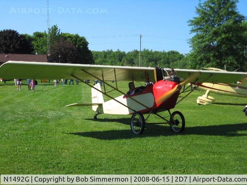 N1492G, 1994 Pietenpol Air Camper C/N 221492, Beach City Father's Day fly-in. Wiblur passed away on April 21, 2009.
