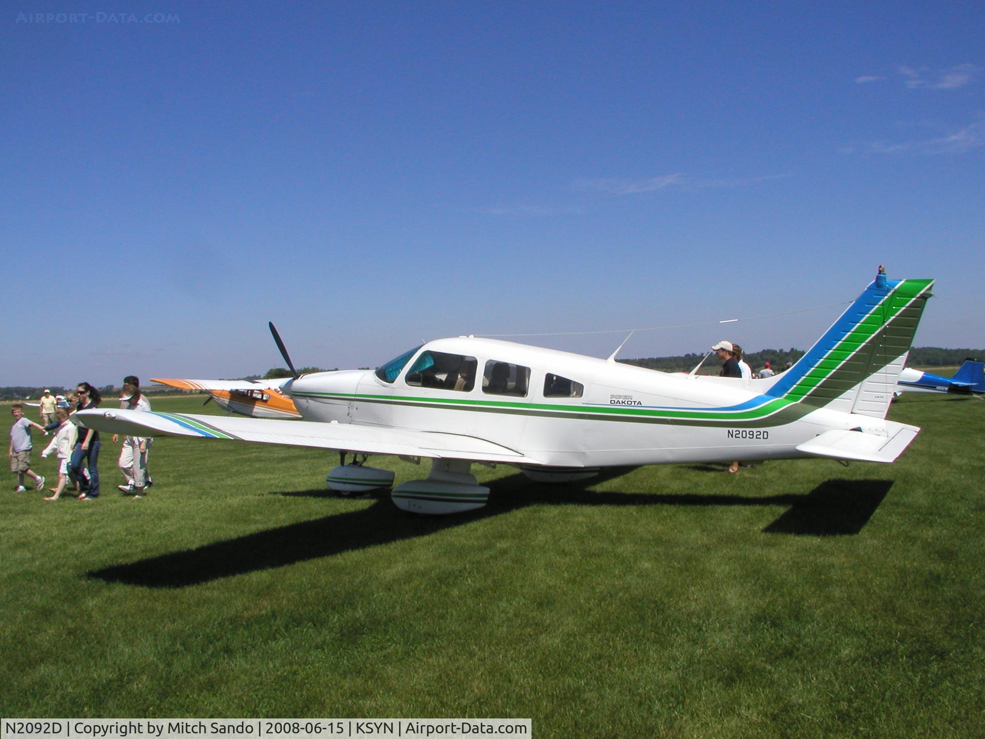 N2092D, 1978 Piper PA-28-236 Dakota C/N 28-7911032, Stanton Father's Day Fly-In 2008.