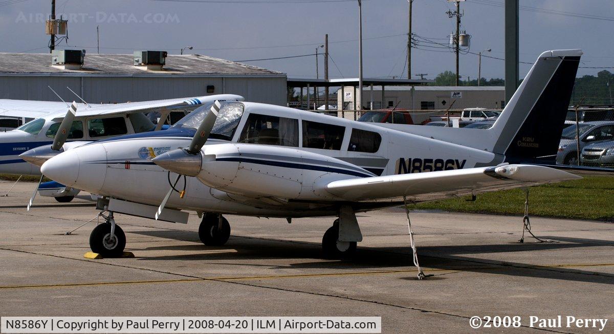 N8586Y, 1968 Piper PA-30 Twin Comanche Twin Comanche C/N 30-1739, Apt noseart on this twin