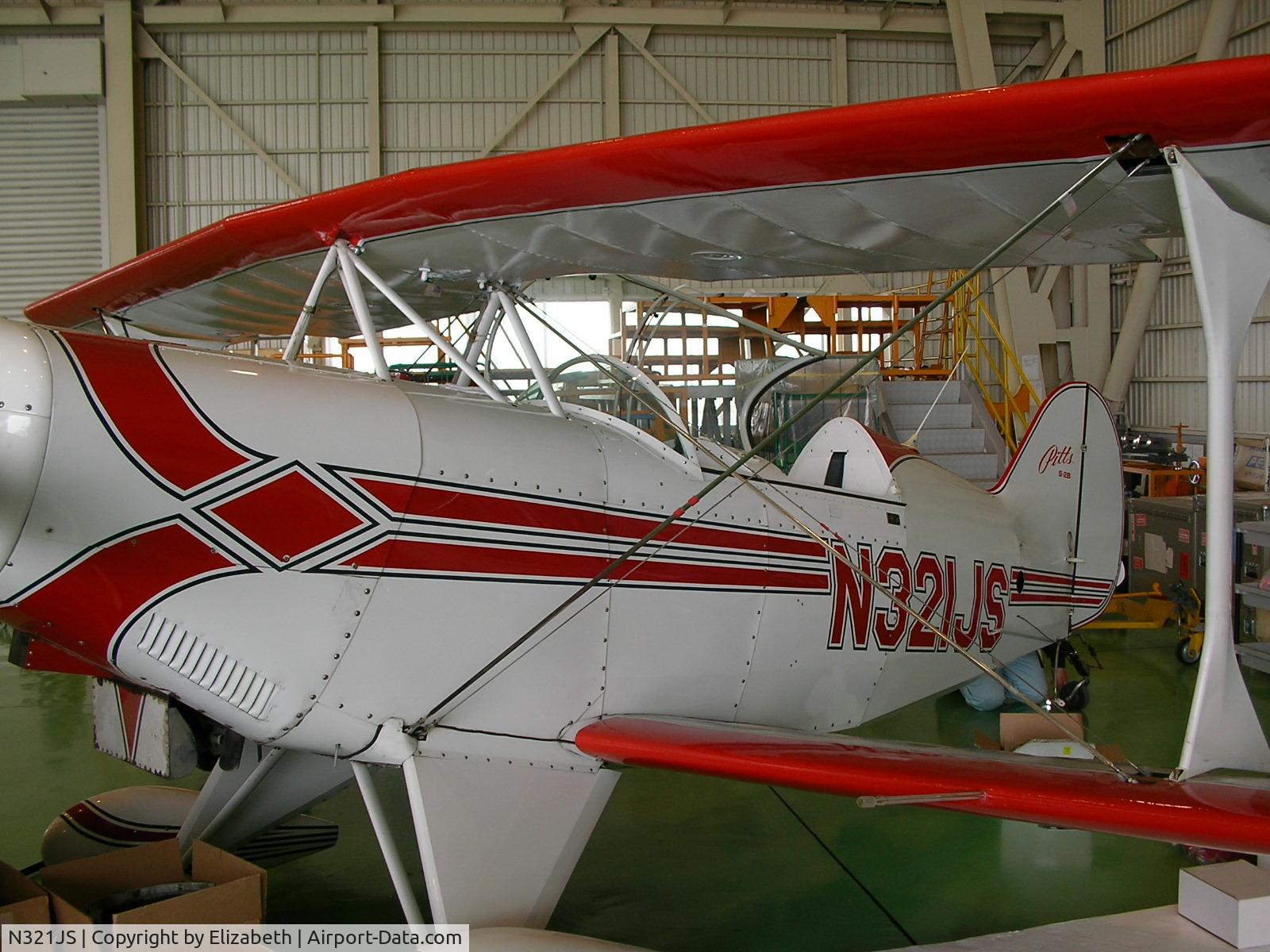 N321JS, 1992 Aviat Pitts S-2B Special C/N 5252, it is maintaining it in the Sendai airport in Japan now. A new registration number is JA01DR.