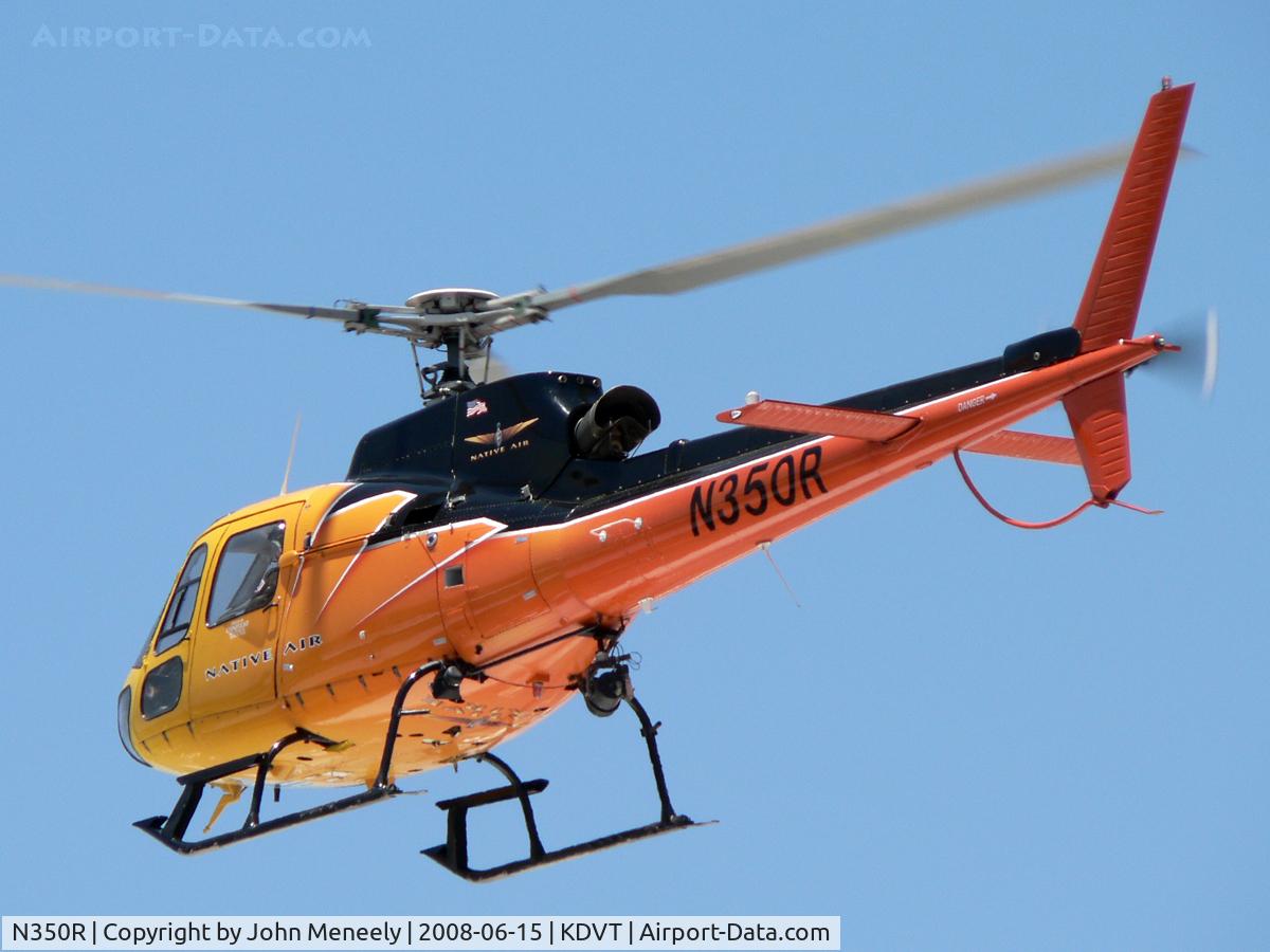N350R, 2000 Eurocopter AS-350B-2 Ecureuil Ecureuil C/N 9015, About to land