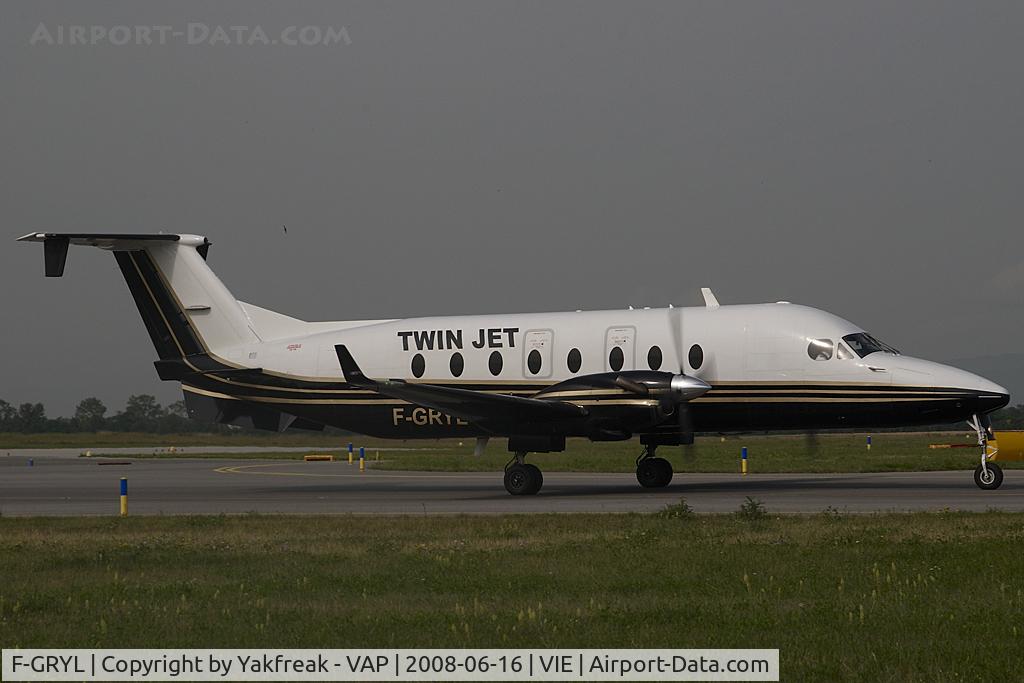 F-GRYL, 1997 Beech 1900D C/N UE-301, Twinjet Beech 1900D