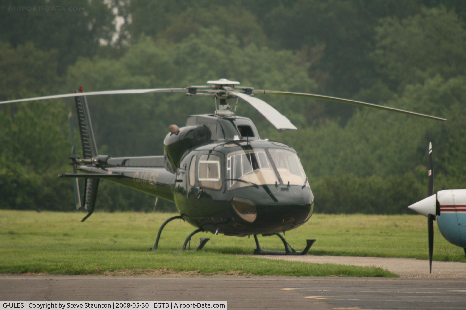 G-ULES, 1987 Aerospatiale AS-355F-2 Ecureuil 2 C/N 5364, Taken at Wycombe Air Park using my new Sigma 50 to 500 APO DG HSM lens (The Beast)