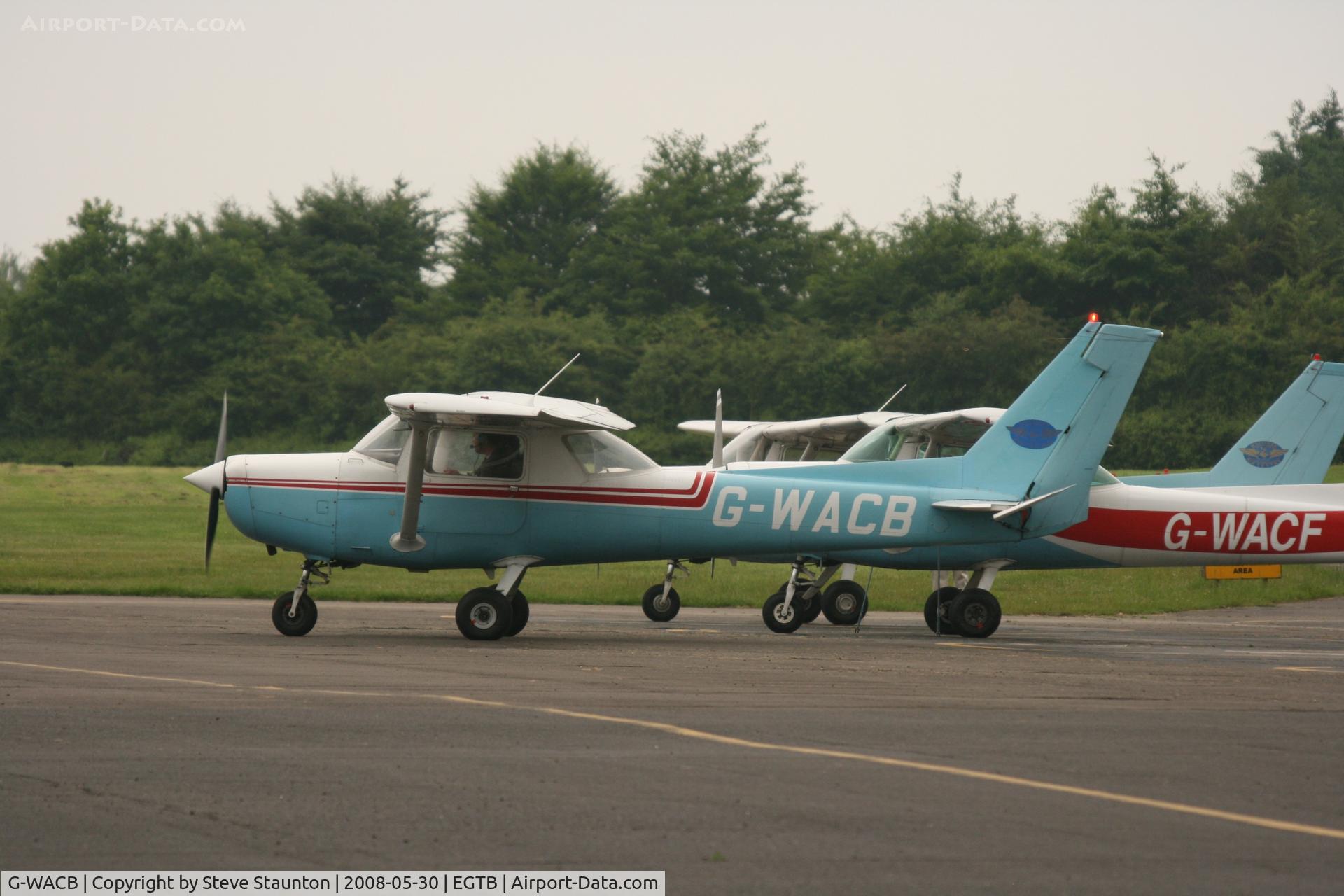 G-WACB, 1986 Reims Cessna F152 C/N 1972, Taken at Wycombe Air Park using my new Sigma 50 to 500 APO DG HSM lens (The Beast)