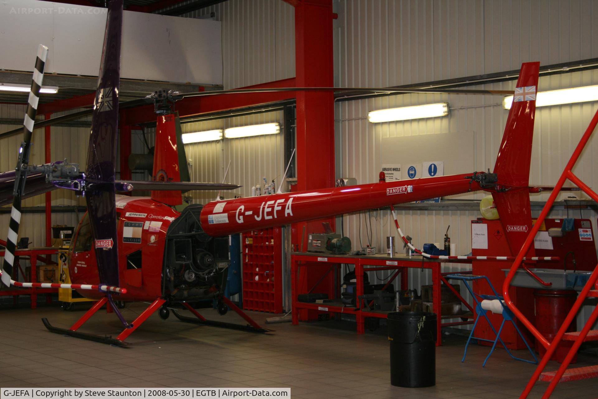 G-JEFA, 2000 Robinson R44 Clipper C/N 0710, Taken at Wycombe Air Park using my new Sigma 50 to 500 APO DG HSM lens (The Beast)