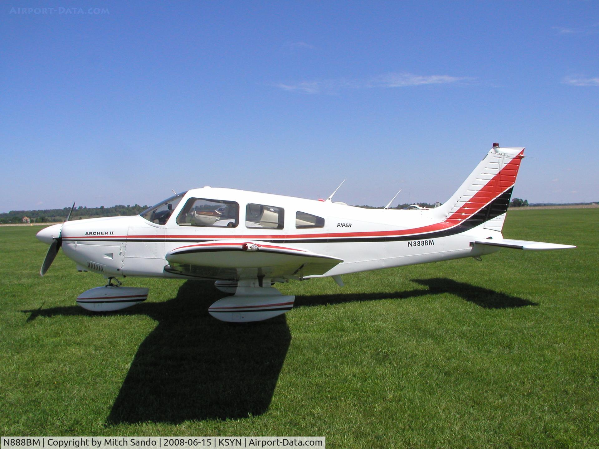 N888BM, 1977 Piper PA-28-181 C/N 28-7890282, Stanton Father's Day Fly-In 2008.