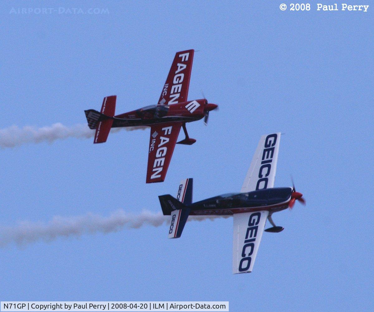 N71GP, 2007 MX Aircraft MX2 C/N 5, Greg Poe tightening up on Tim