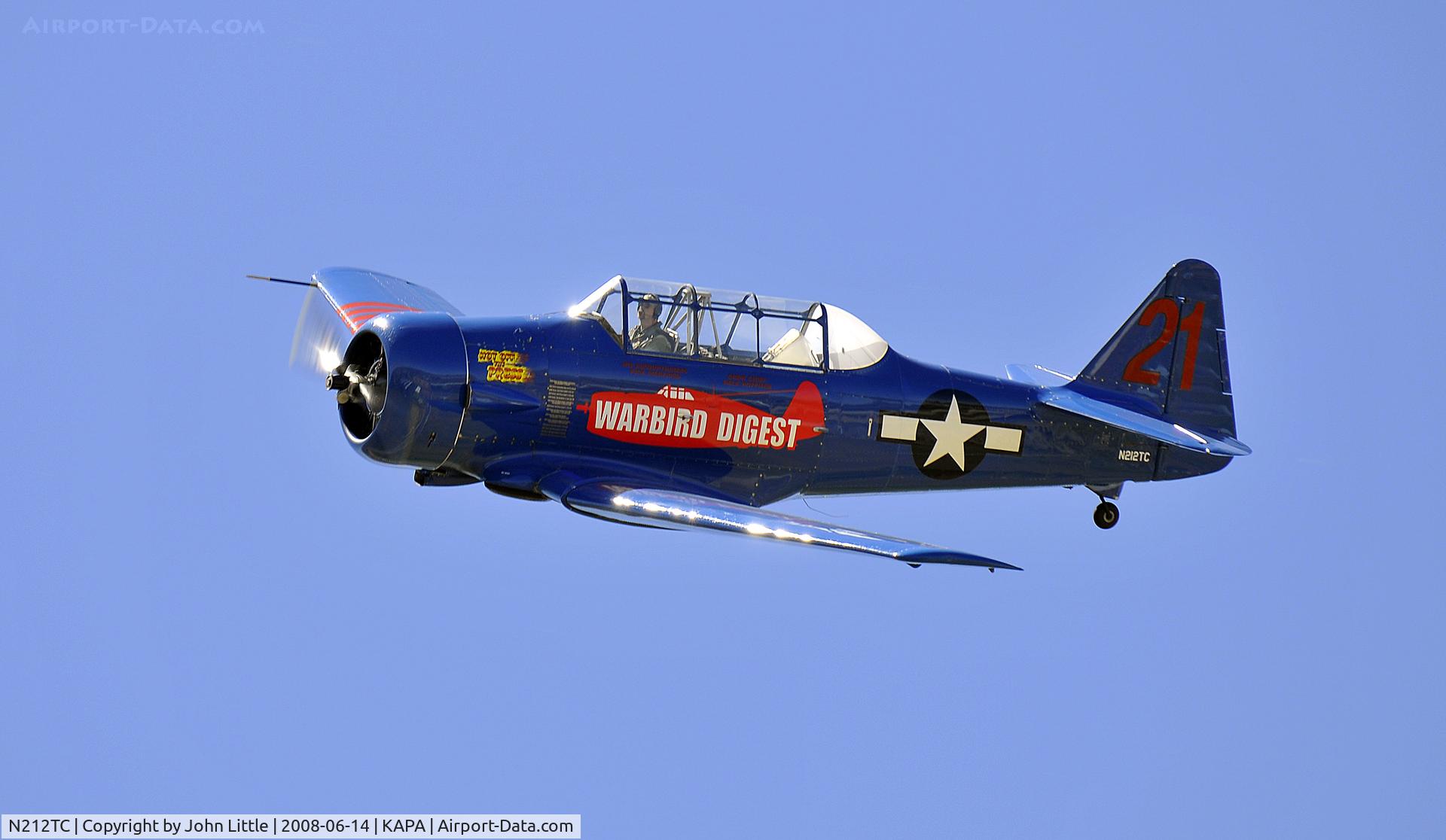N212TC, 1944 North American SNJ-5 Texan Texan C/N 121-41732, Low Pass over 17L with SNJ
