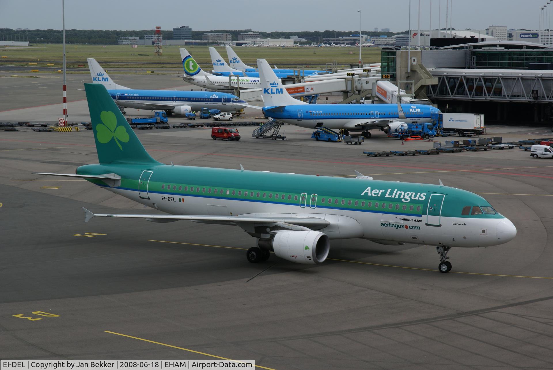 EI-DEL, 2005 Airbus A320-214 C/N 2409, Just after landing