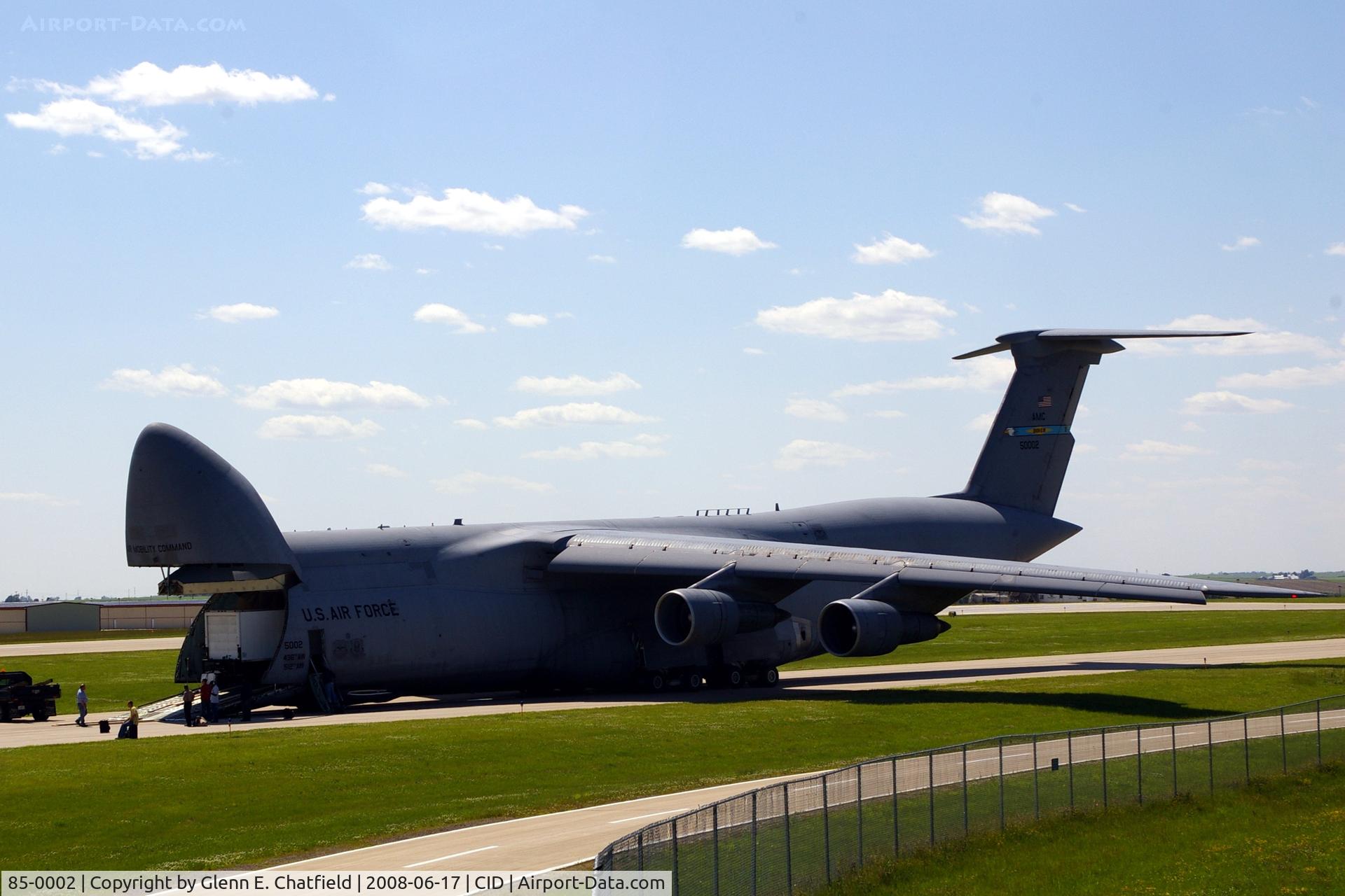 85-0002, 2006 Lockheed C-5M Super Galaxy C/N 500-0088, In for flood relief efforts