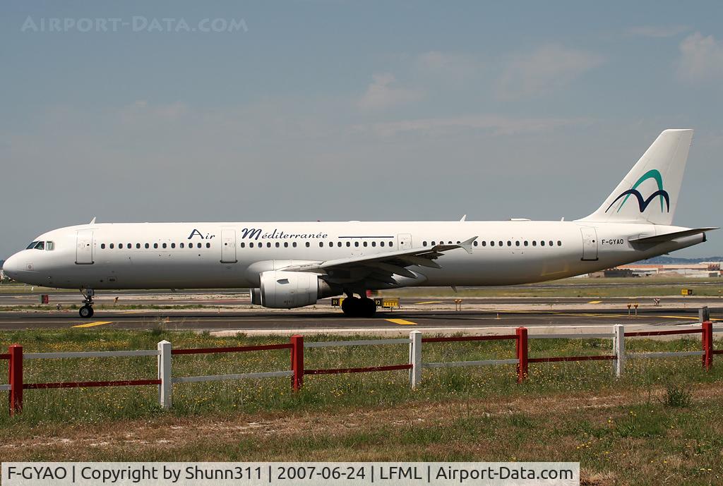 F-GYAO, 1997 Airbus A321-112 C/N 642, Line up rwy 32R for departure...