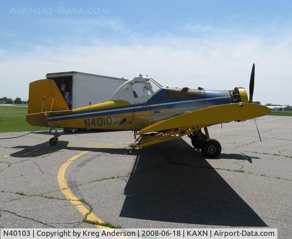 N40103, 1981 Ayres S2R-600 Thrush C/N 2566R, It's spraying worms around the lakes area. This plane has seen its share of work, and the paint shows it!