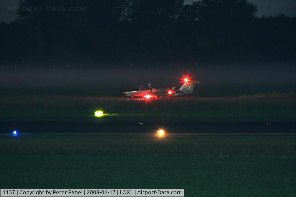 1137, Saab 105OE C/N 105437, bla