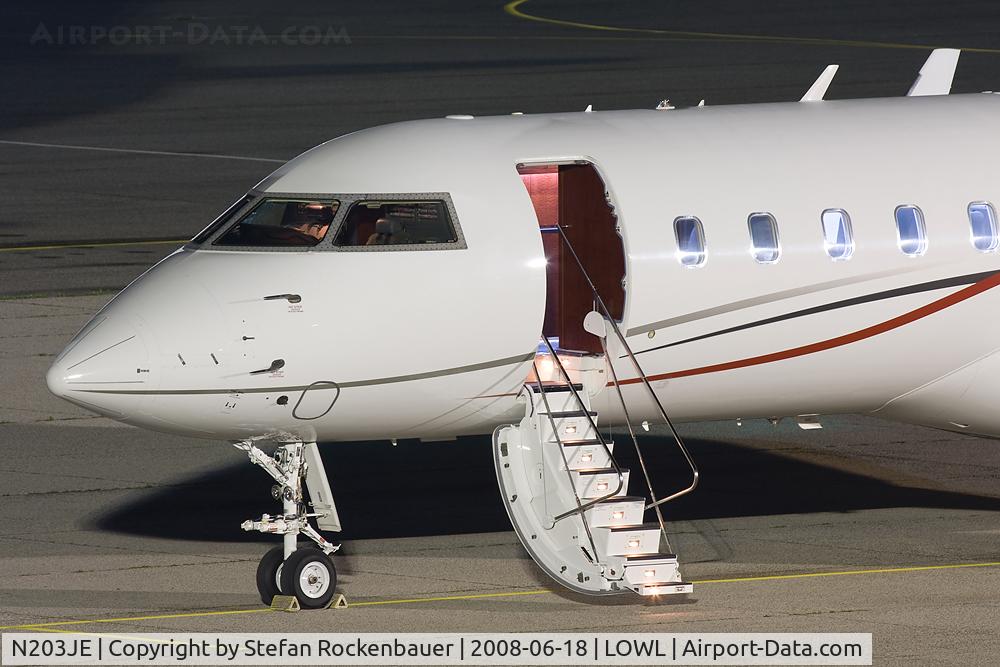 N203JE, 1999 Bombardier BD-700-1A11 Global 5000 C/N 9019, Globex