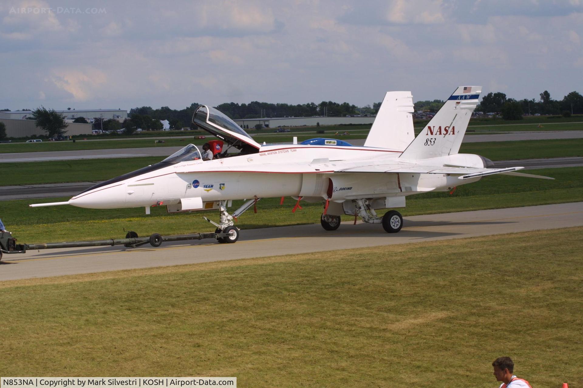 N853NA, McDonnell Douglas F/A-18A Hornet C/N 161744, Oshkosh 2003 (BuNo 161744)