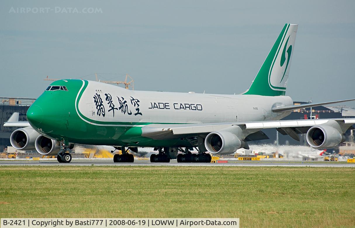 B-2421, 2007 Boeing 747-4EVF/ER/SCD C/N 35169, First time in vienna