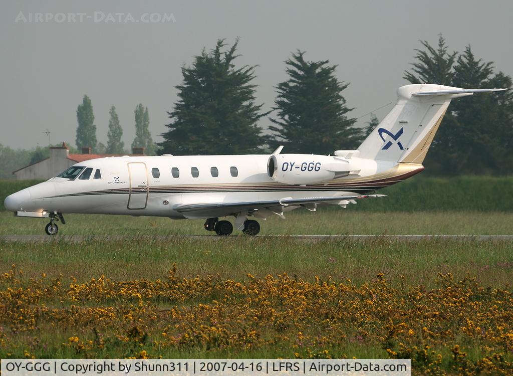 OY-GGG, 1994 Cessna 650 Citation VII C/N 650-7039, Ready for departure...